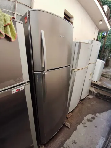 Geladeira inox