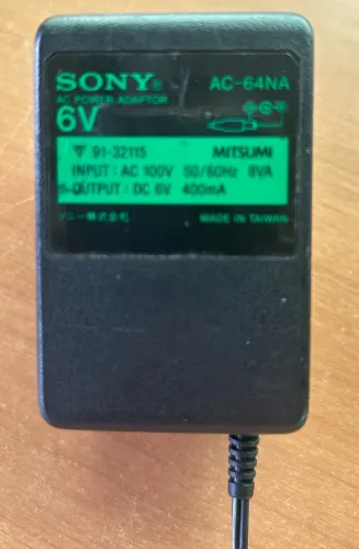 Fonte Original Sony AC-64NA - 6V 400mA - Cabo 2m (Vintage/Coleção)