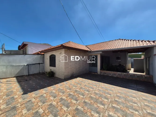 CASA para VENDA com 105m² no bairro Vila Camilópolis com 1 quartos e 1 vagas. Santo André,