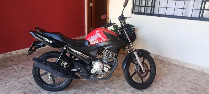 Moto Yamaha YBR 125