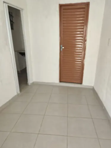 Aluga-se 