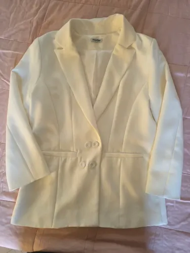 Blazer branco, tamanho G, marca Dona hits