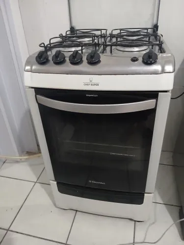 Fogão Electrolux Chef Super em ótimo estado