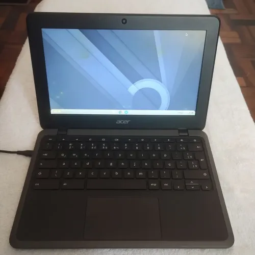 Crhomebook Acer C733 