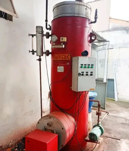 Vendo caldeira tubular vertical 150 kl vapor hora