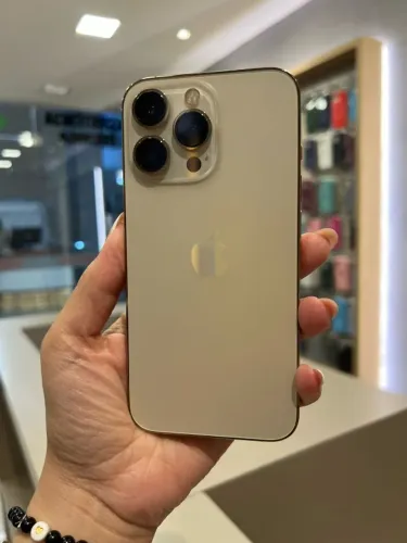 Seminovo - iPhone 13 Pro 256GB Dourado 86% - Retirada Loja Shopping Savassi