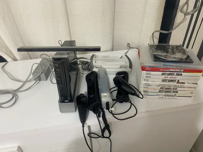 Nintendo Wii sports Resort console e jogos