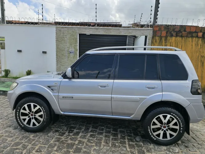 Mitsubishi Pajero TR4 2.0/ 2.0 Flex 16V 4X4 Mec. 2010