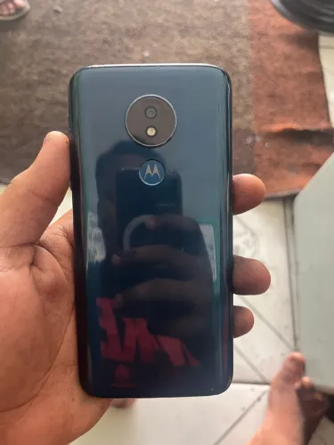 Vendo célula moto g7 power em boas condições