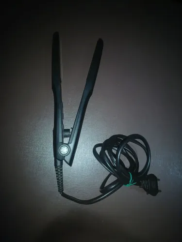 Prancha Cerâmica Chapinha Matsu 52w profissional bivolt 