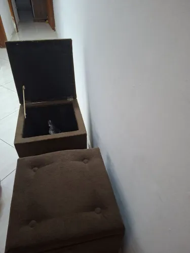 02 Puff baú marrom usado conservado