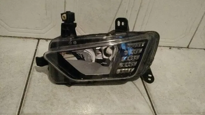 Milha direito Volkswagen polo led 