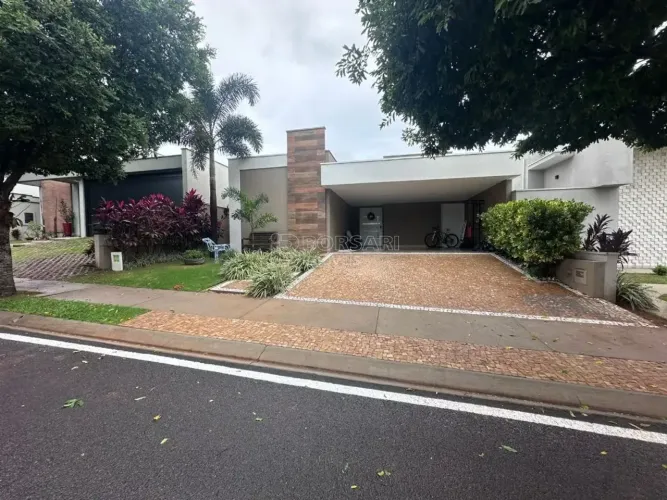 Venda de Casas / Condomínio na cidade de Araraquara
