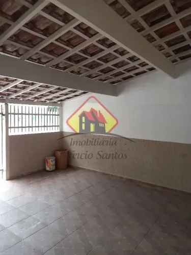 Venda de Casas / Padrão na cidade de Taubaté