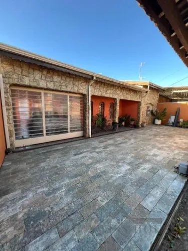 Casa a venda e para alugar no Vila Pompeia em Campinas/SP