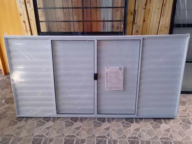 Janela 6 Folhas - 2,00x1,00 - A partir de R$650,00