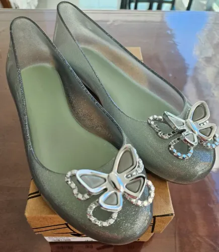 Sapatilha Melissa com borboleta