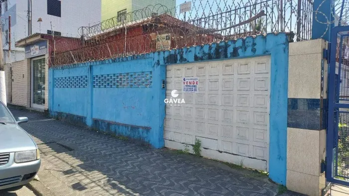 Terreno à venda no Centro em São Vicente.