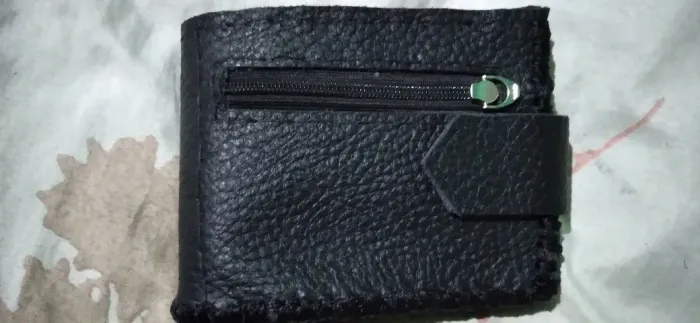 VENDE-SE CARTEIRA DE ARTEZANATO. APENAS 33 REAIS A VÍSTA. POR ENQUANTO.