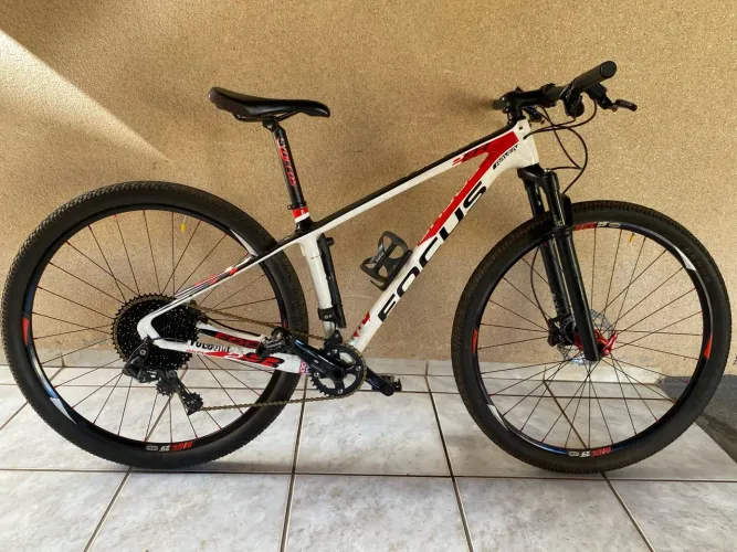 Bike mtb Focus Raven carbono 29 tamnho 15 ?P?