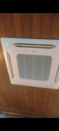 Ar condicionado teto,  31.000 btus, wi-fi, quente/frio