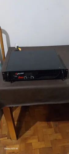 Amplificador de áudio Leacs LA6000
