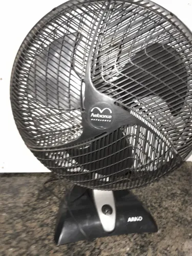Ventilador de Mesa Arno - Usado