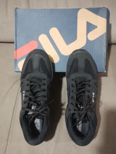 Tênis Fila Retro Running