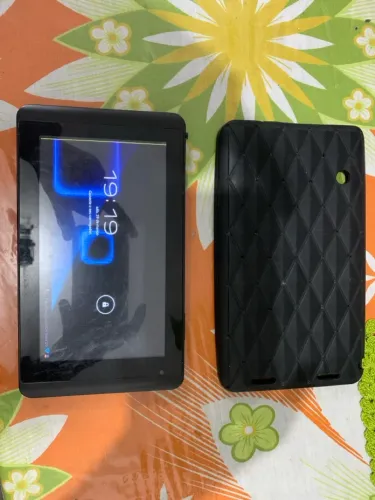 Tablet Philco com tv integrada