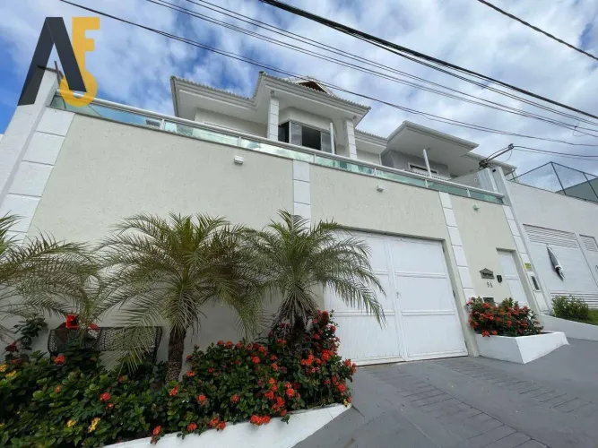 Casa com 5 dormitórios à venda, 318 m² por R$ 1.650.500,00 - Pechincha - Rio de Janeiro/RJ