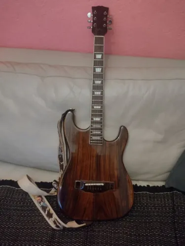 Violão elétrico luthier