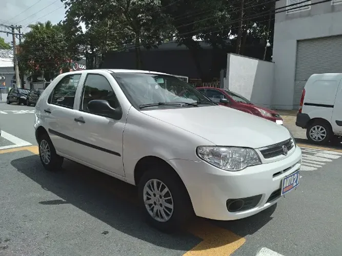 Fiat Palio 1.0 Economy Fire Flex 8V 4P 2014