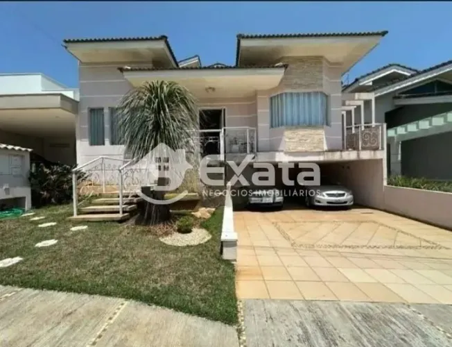 Casa térrea 3 quartos, 1 suíte no Condomínio Granja Deolinda com piscina em Sorocaba