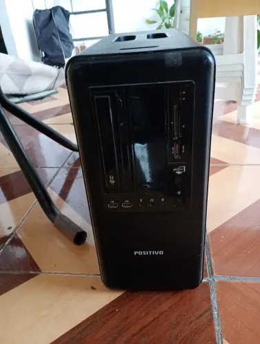 Computador Pc antigo pra sair hoje