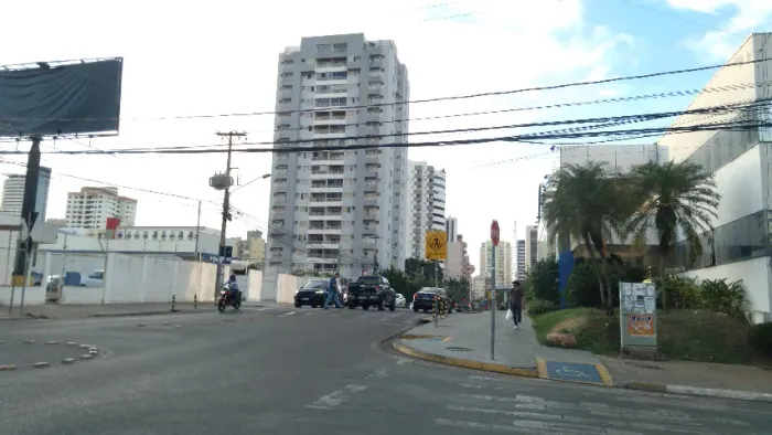 Apartamento em Cuiabá, 4 quartos