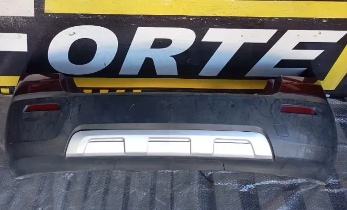 Parachoque traseiro Chevrolet Tracker 2014-2016