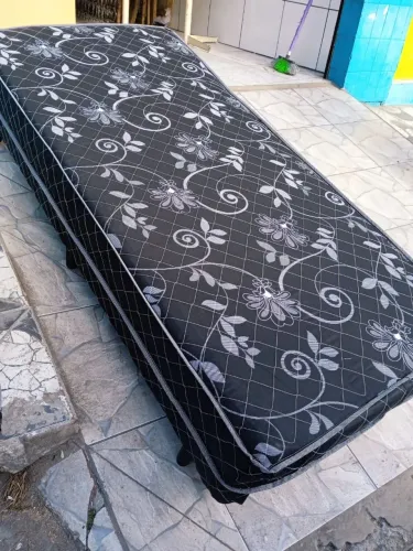 Cama box