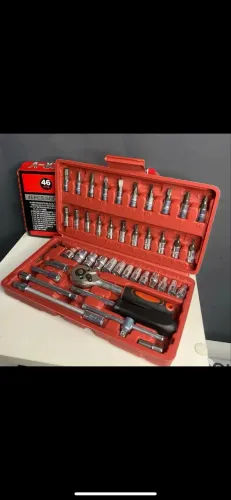 Kit De Soquete De 46 Chaves, Catraca Reversível com maleta.