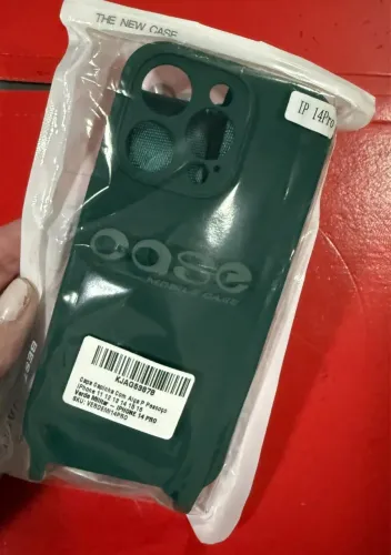 capinha iphone 14 pro com cordinha verde - nova, nunca usada