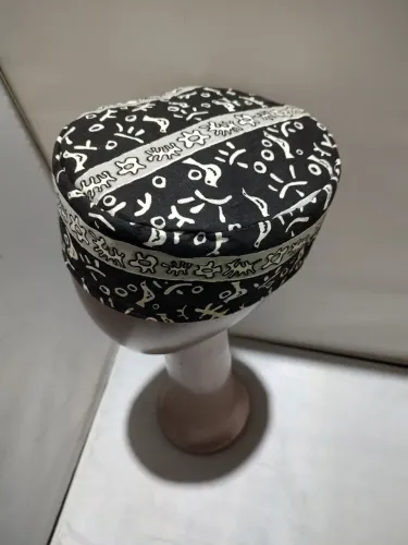 Chapéu étnico antigo 