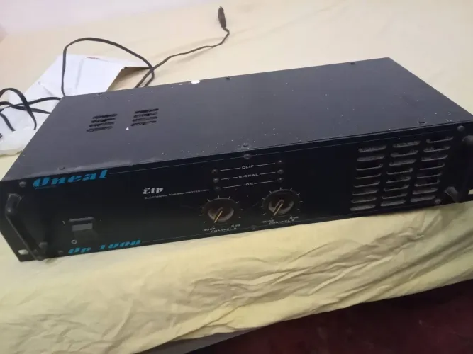 Amplificador ONeal OP 1000 - 2 Canais