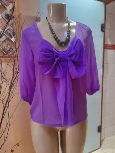 Blusa de Chiffon Roxa com Laço