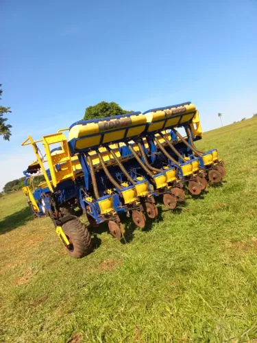 Plantadeira Tatu Cop CA 9 Linhas- Ano 2018