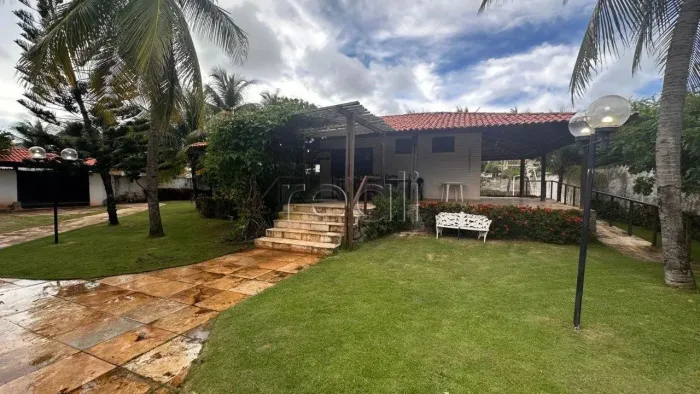 Chácara no Porto das Dunas | 05 quartos | 350m² | 12 Vagas