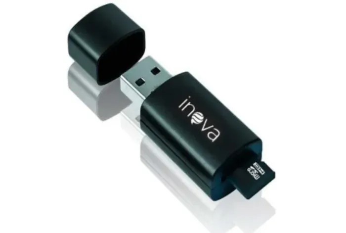 Cartão de Memória Inova 4GB com Adaptador USB Pen Drive - WZetta
