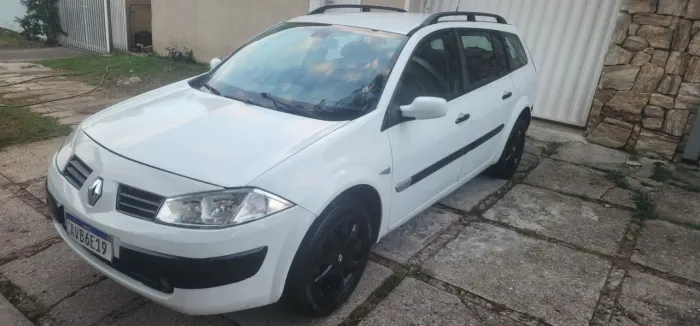 Renault Megane Grand Tour Dynam. Hi-flex 1.6 16V 2012