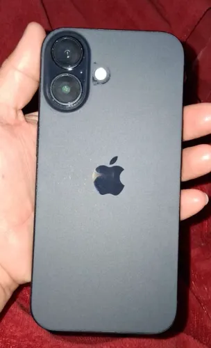 IPHONE 16 com 4 MESES DE USO 