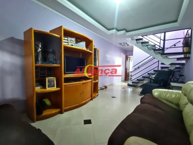 SOBRADO À VENDA NA VILA BARROS COM 2 QUARTOS, 2 SUÍTES, POR R$ 680.000