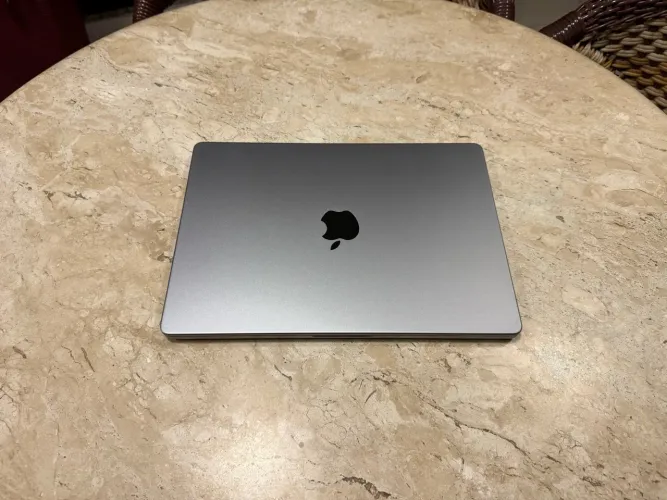 macbook pro m1 14 pol 16gb 1tb