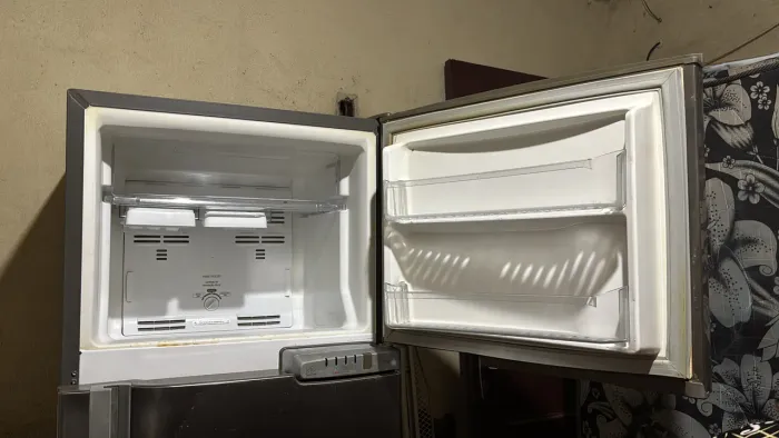 Vendo geladeira 